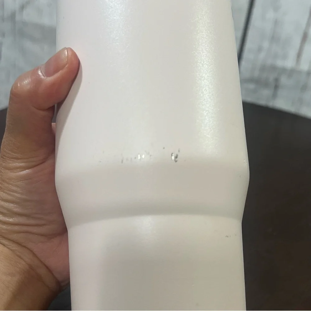 Stanley Iceflow Flip Straw Pale Pink 30 oz Travel Mug with Foldable Handle - Picture 6 of 12